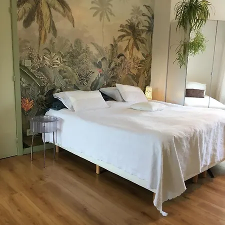 Apartment Poppies, Terras, Free Parking Ostend