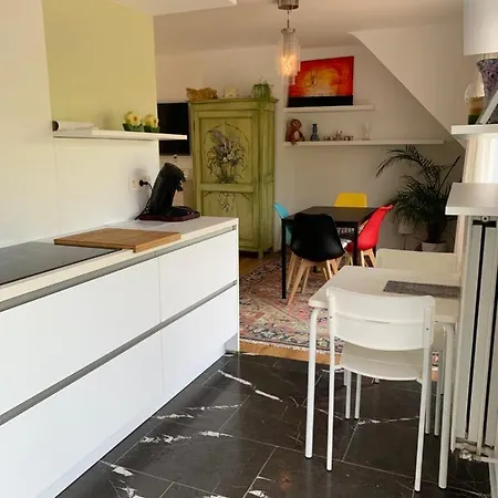 Apartment Guesthouse Poppies, Terras, Free Parking Ostend