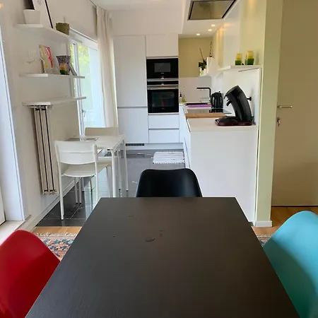 Guesthouse Poppies, Terras, Free Parking Ostend